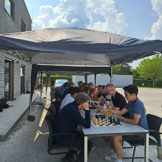 1. Freiluftblitz am 16. August 2025 Blick auf die Teilnehmer